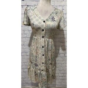 NWT Monteau los Angeles women's Button Front Floral dress size Small